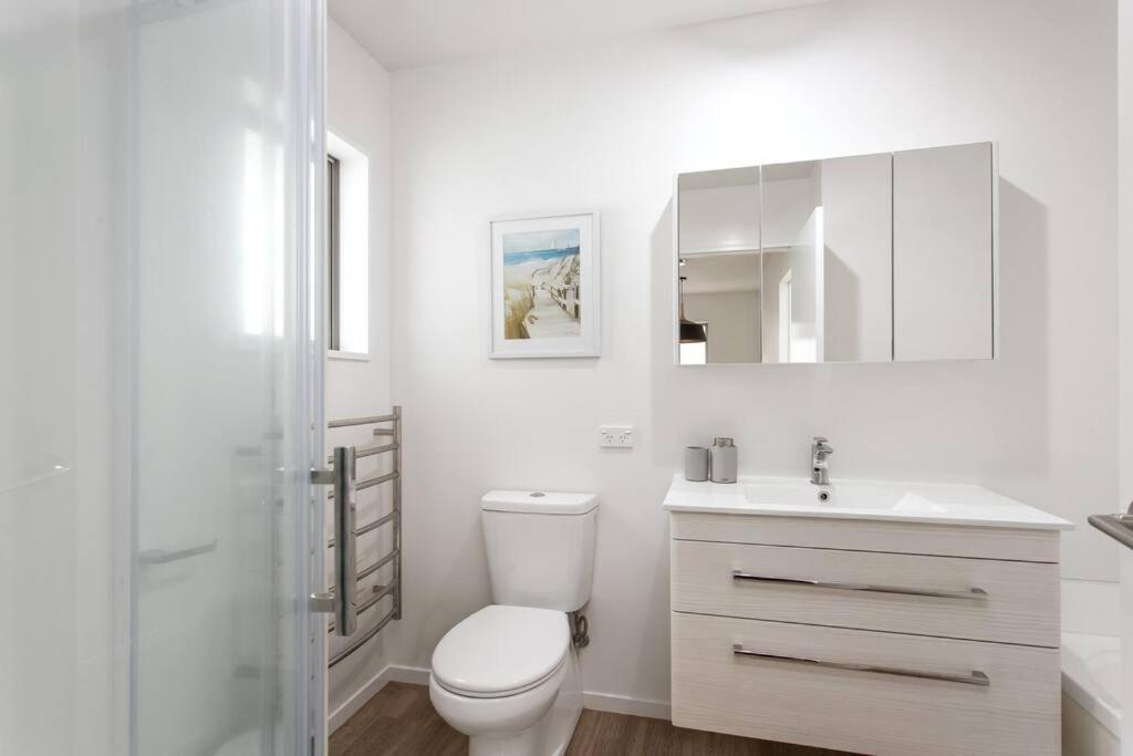 Convenient Urban Townhouse 2 Carparks Available Apartment Christchurch Exterior photo
