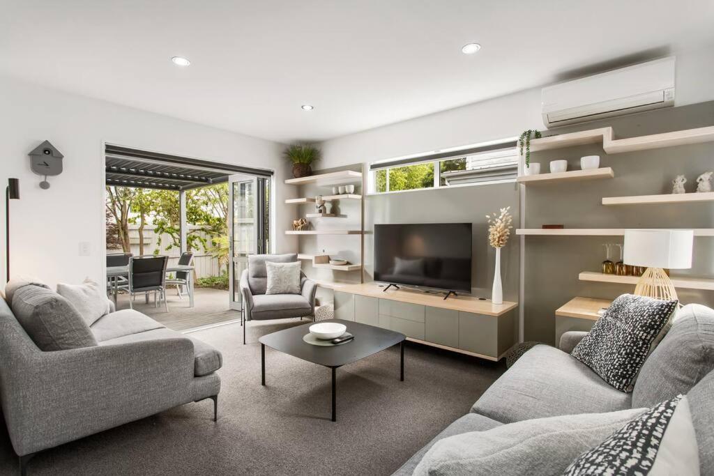 Convenient Urban Townhouse 2 Carparks Available Apartment Christchurch Exterior photo